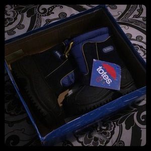 Toddler snow boots